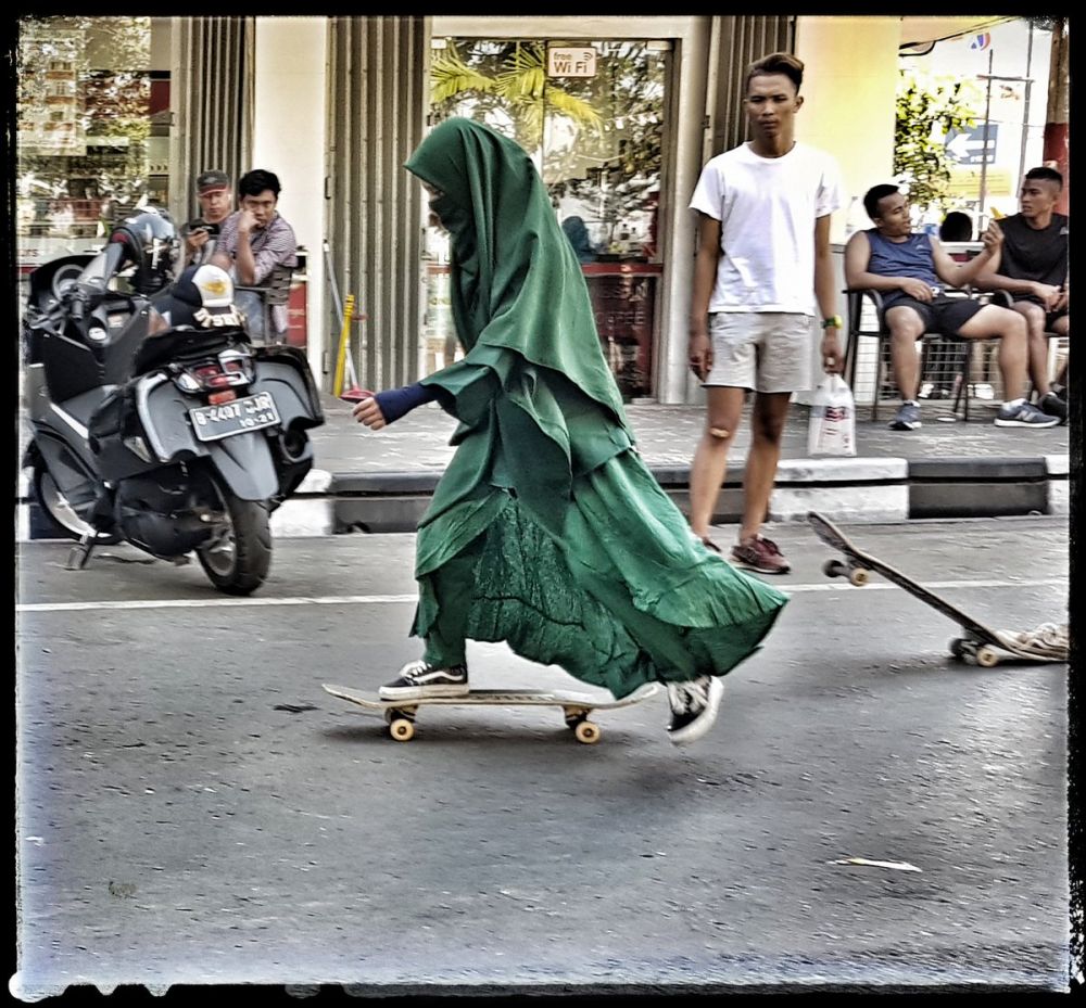 Dear Sobatku Muslimah Bercadar, Kalian Tuh Wanita Penyabar dan Layak Dihormati