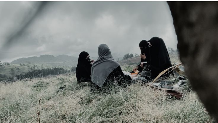 Pengalaman Perempuan dan Upaya Menghadirkannya ke Ruang Percakapan: Catatan Reflektif tentang Keberanian Bercerita