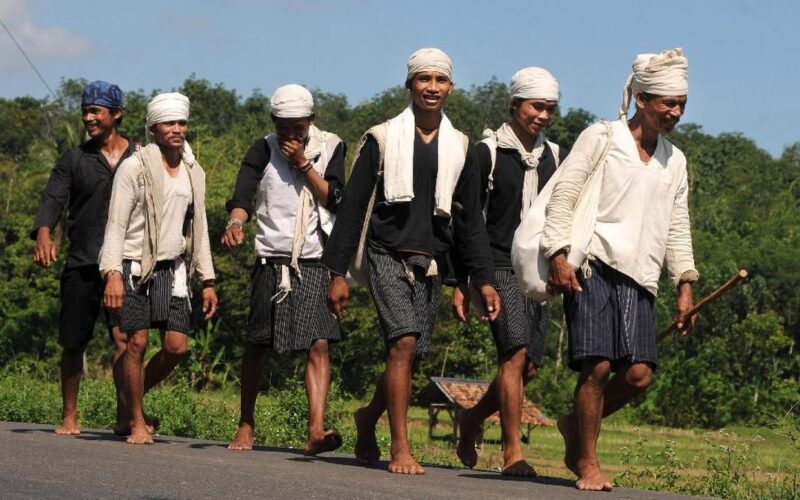Baduy Tidak Butuh Kita untuk Menjadi Modern